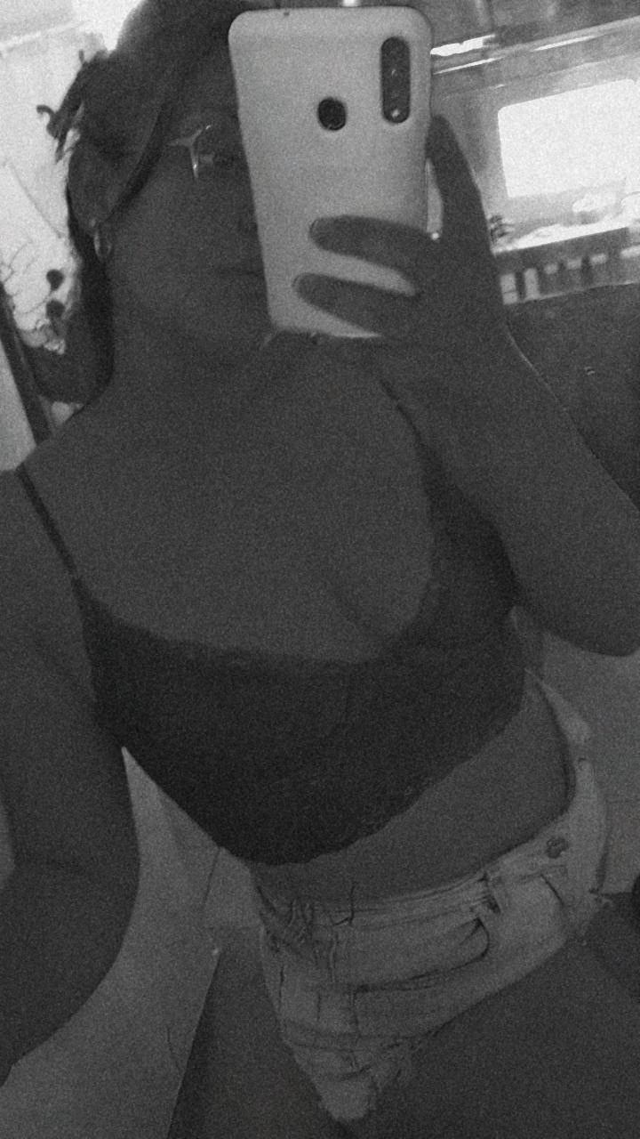 aprilsaenz OnlyFans profile picture