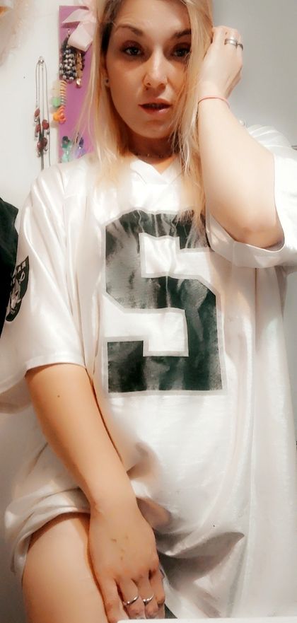 reynaislit OnlyFans picture