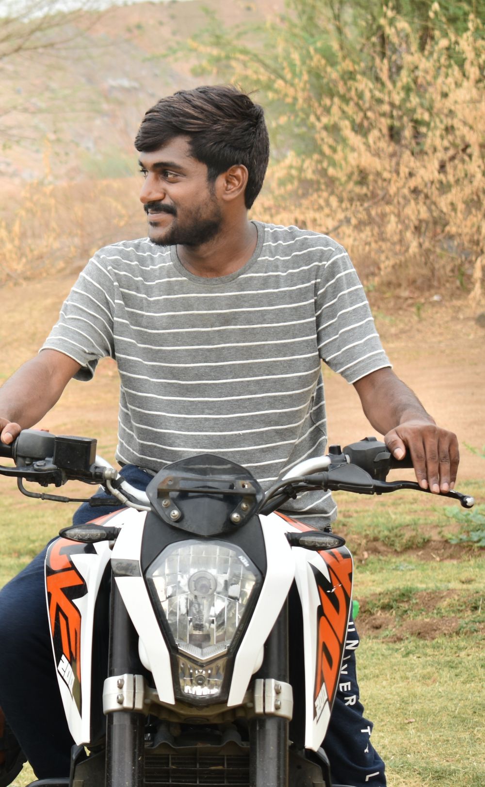 nikhil98 OnlyFans profile picture
