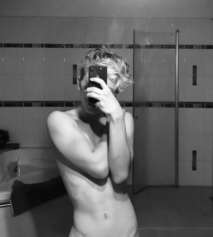 bl0ndeee OnlyFans picture