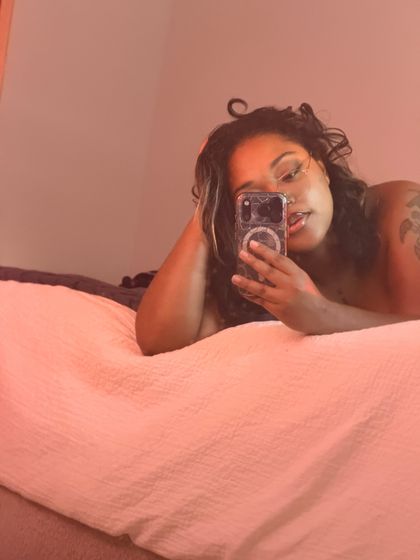 thealazay OnlyFans picture