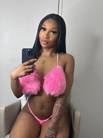 mrsshinyrose OnlyFans picture