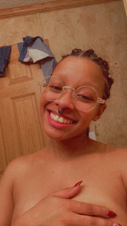 thiccmixedmommy OnlyFans picture
