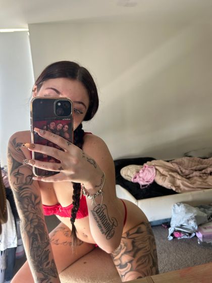 scarlettbbyunlocked OnlyFans picture
