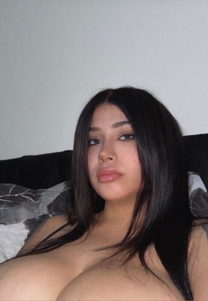 ur4vity OnlyFans picture