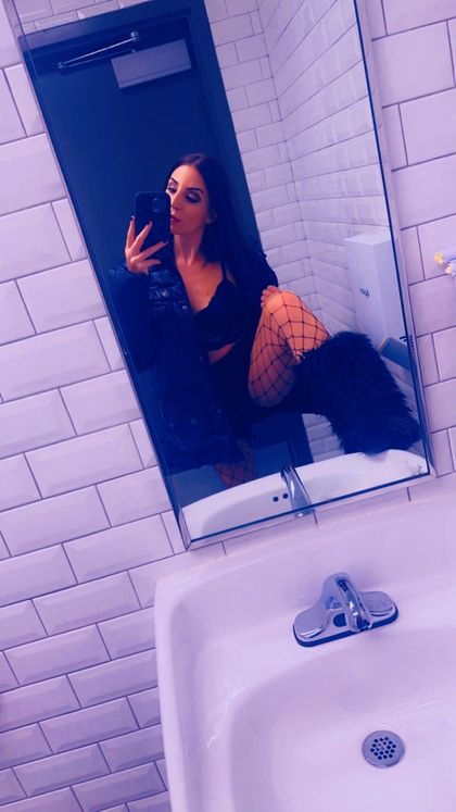 sweeteststrawberryy OnlyFans picture