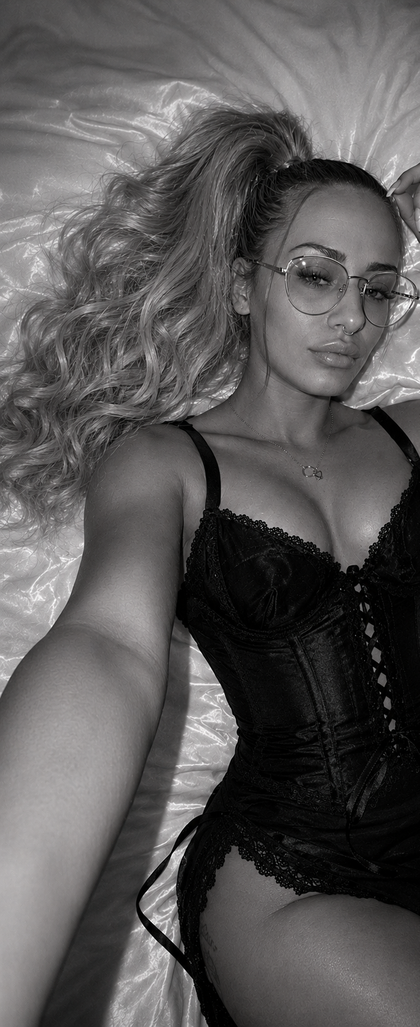 jj.lianaxx OnlyFans picture