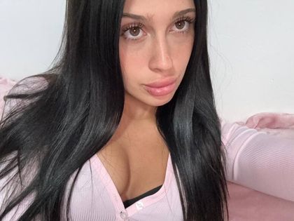 miahelmine OnlyFans picture