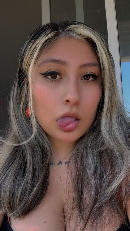m1lkyym1lf OnlyFans picture