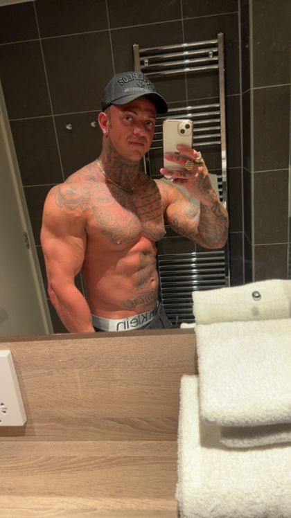 tattoohunk777 OnlyFans picture