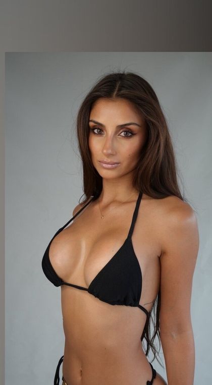 danibravoly OnlyFans picture