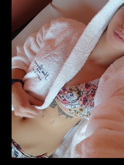 emy95fra OnlyFans picture