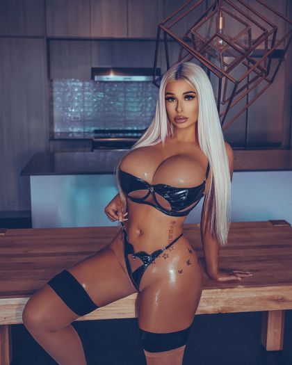 liagigi OnlyFans picture