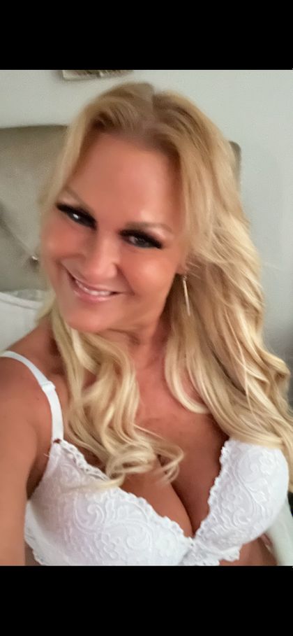 naplespantyhosegirl OnlyFans picture