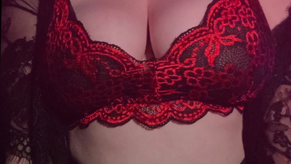 bisousbabe OnlyFans profile picture