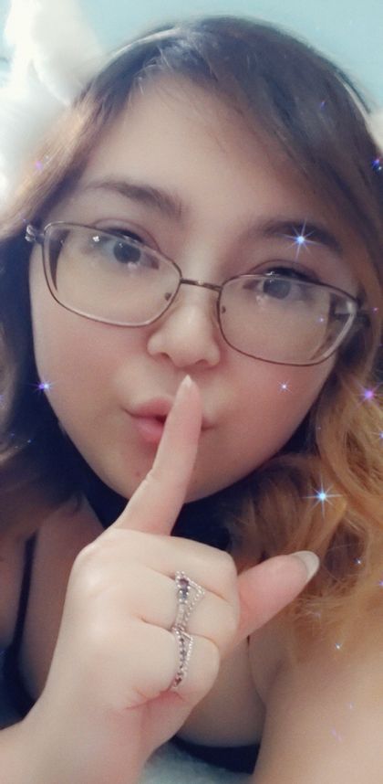 likelylustyluna OnlyFans picture