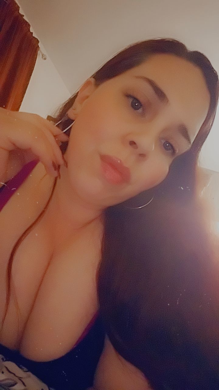 onefreakycurvychicca OnlyFans profile picture