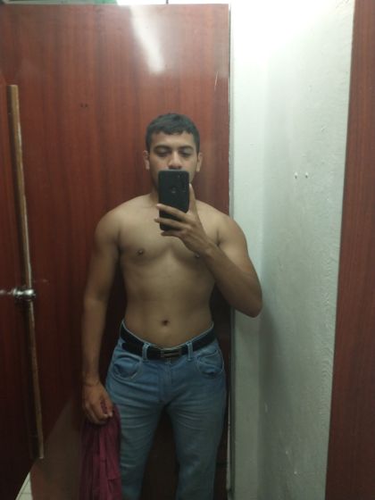 u67181857 OnlyFans picture