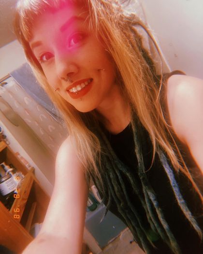 l0stinthew0rldgirl OnlyFans picture