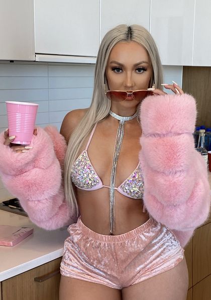 unanedeljov OnlyFans picture
