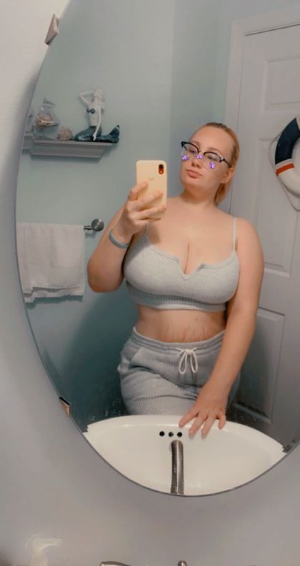 snowbunnyblossom OnlyFans picture