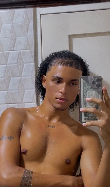 alexken_curly1 OnlyFans picture