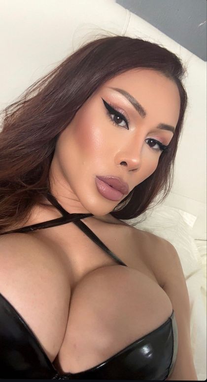 kamyllarios OnlyFans picture
