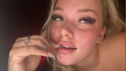 rebeccaemmett OnlyFans picture