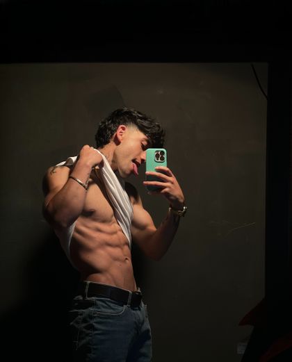jimmypinzon OnlyFans picture