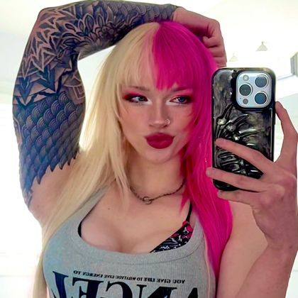 xinia_official OnlyFans picture