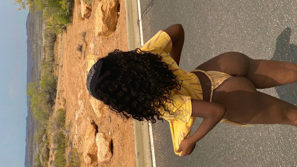 sariuncutfree OnlyFans profile picture