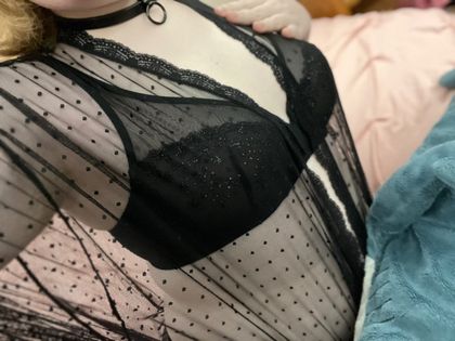 cagedscarlett OnlyFans picture