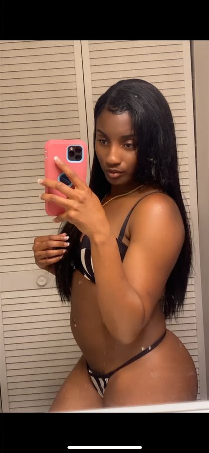 petitenchocolate OnlyFans picture