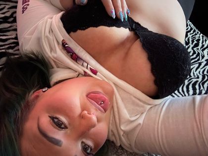 bz3rr OnlyFans picture