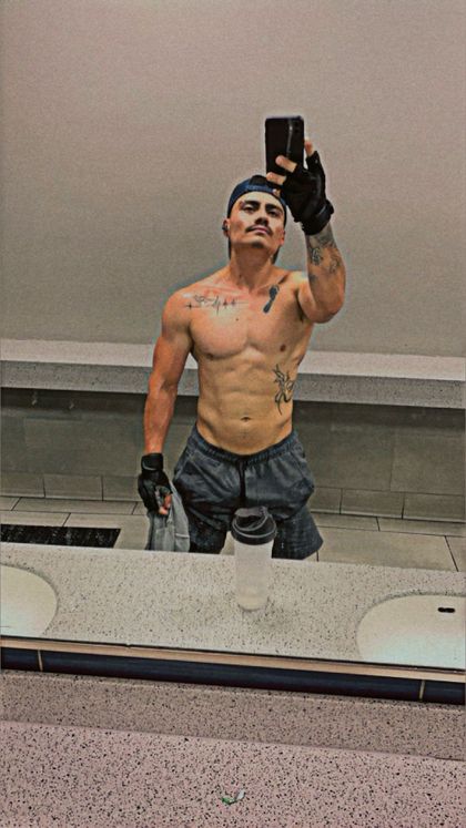 victorpedrazaaguilar OnlyFans picture