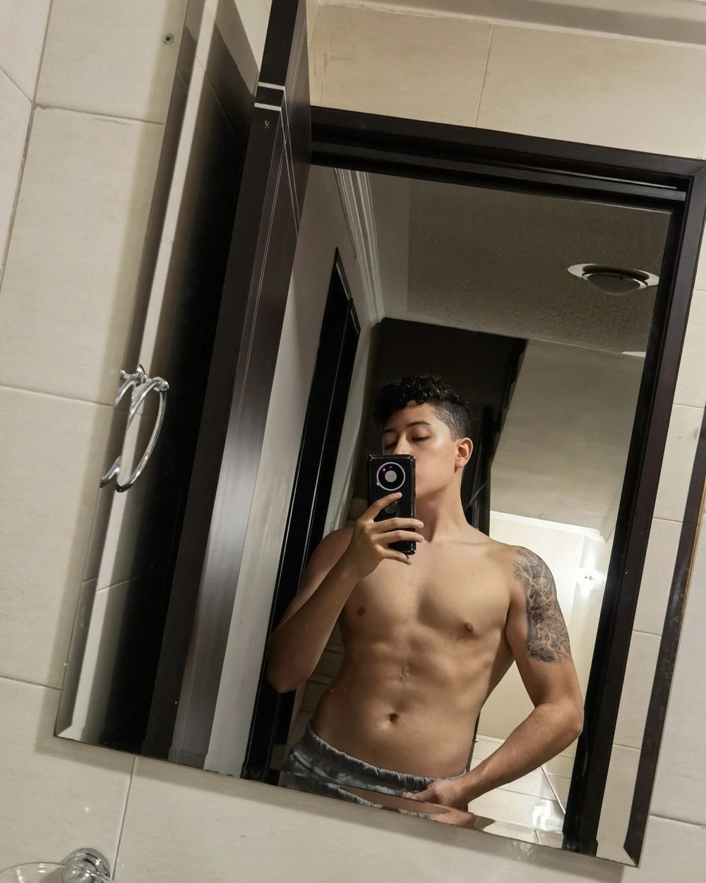 hugo_fisher OnlyFans profile picture