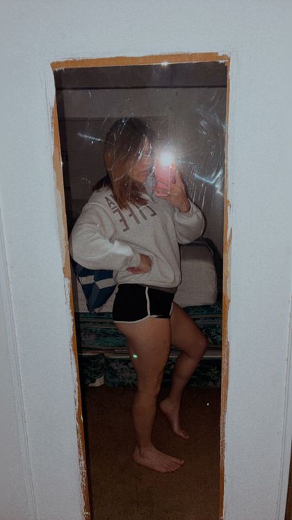 hotredhead21 OnlyFans picture