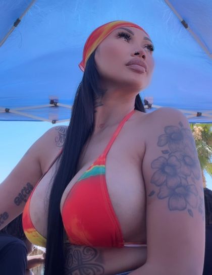 valmam562 OnlyFans picture