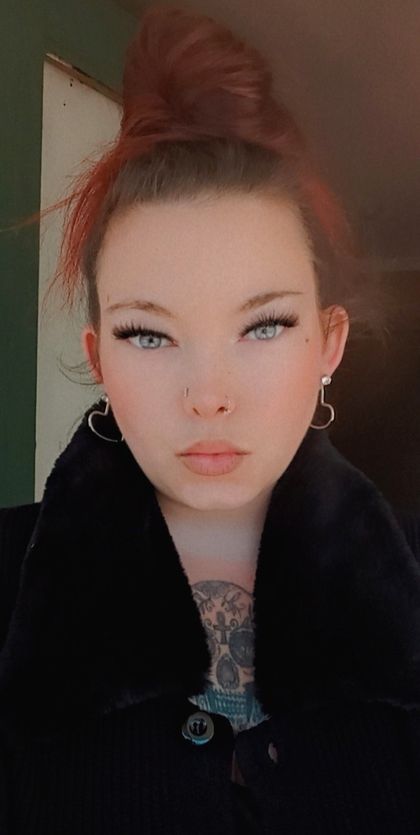 Best Hot Amy_b OnlyFans Accounts FansMetrics