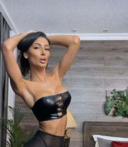 holly_molly OnlyFans picture