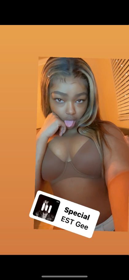 elenawittheotty OnlyFans picture