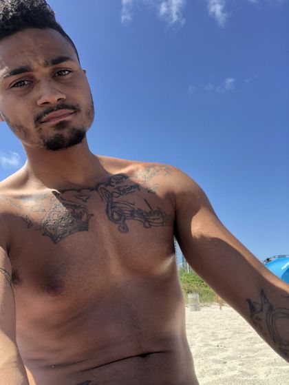 solodoloyolo1125 OnlyFans picture