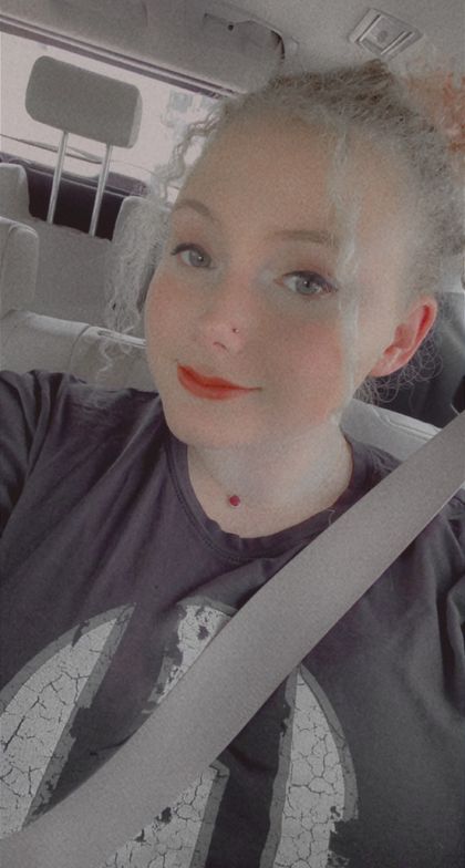 maeveyblue72 OnlyFans picture