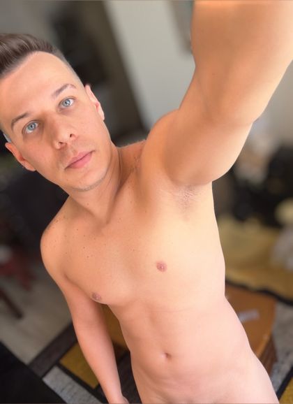 theactive18 OnlyFans picture