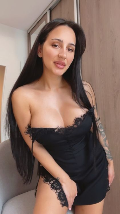 itsemmamira_free OnlyFans picture