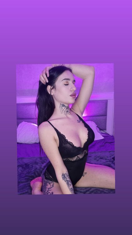 charlottelove31 OnlyFans picture