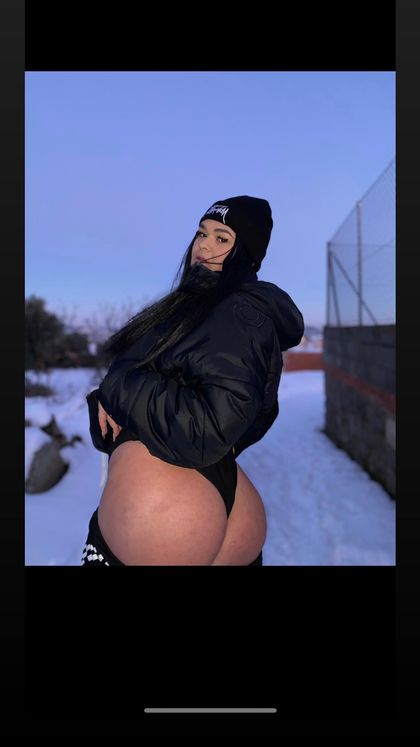 marahiasanz OnlyFans picture