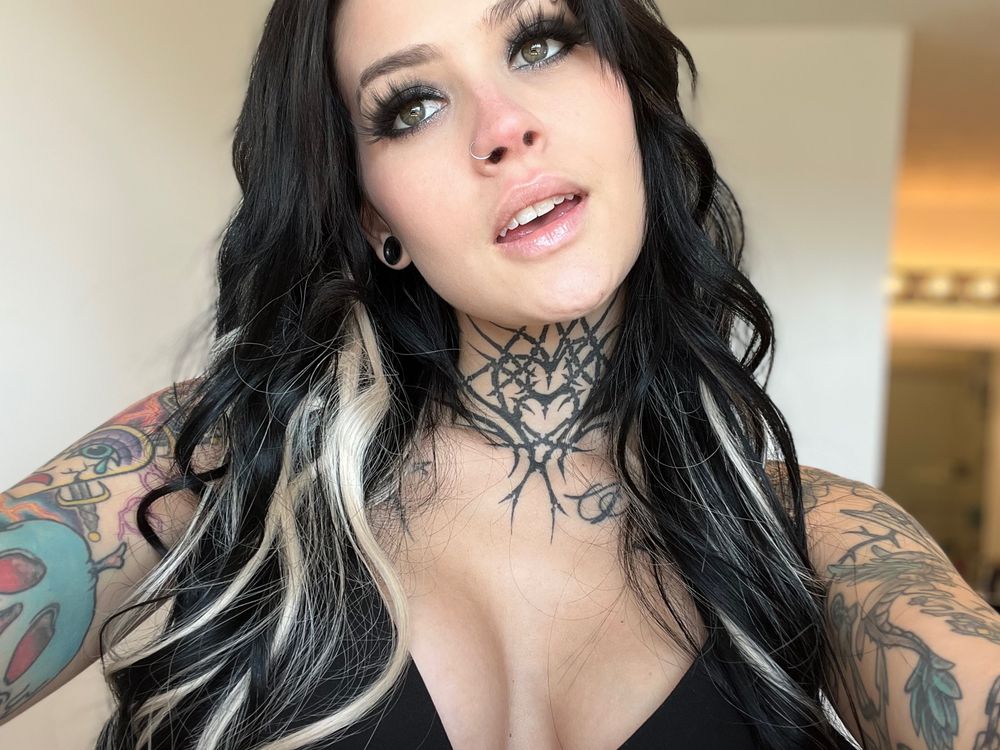 hawkhatesyouxxfree OnlyFans profile picture