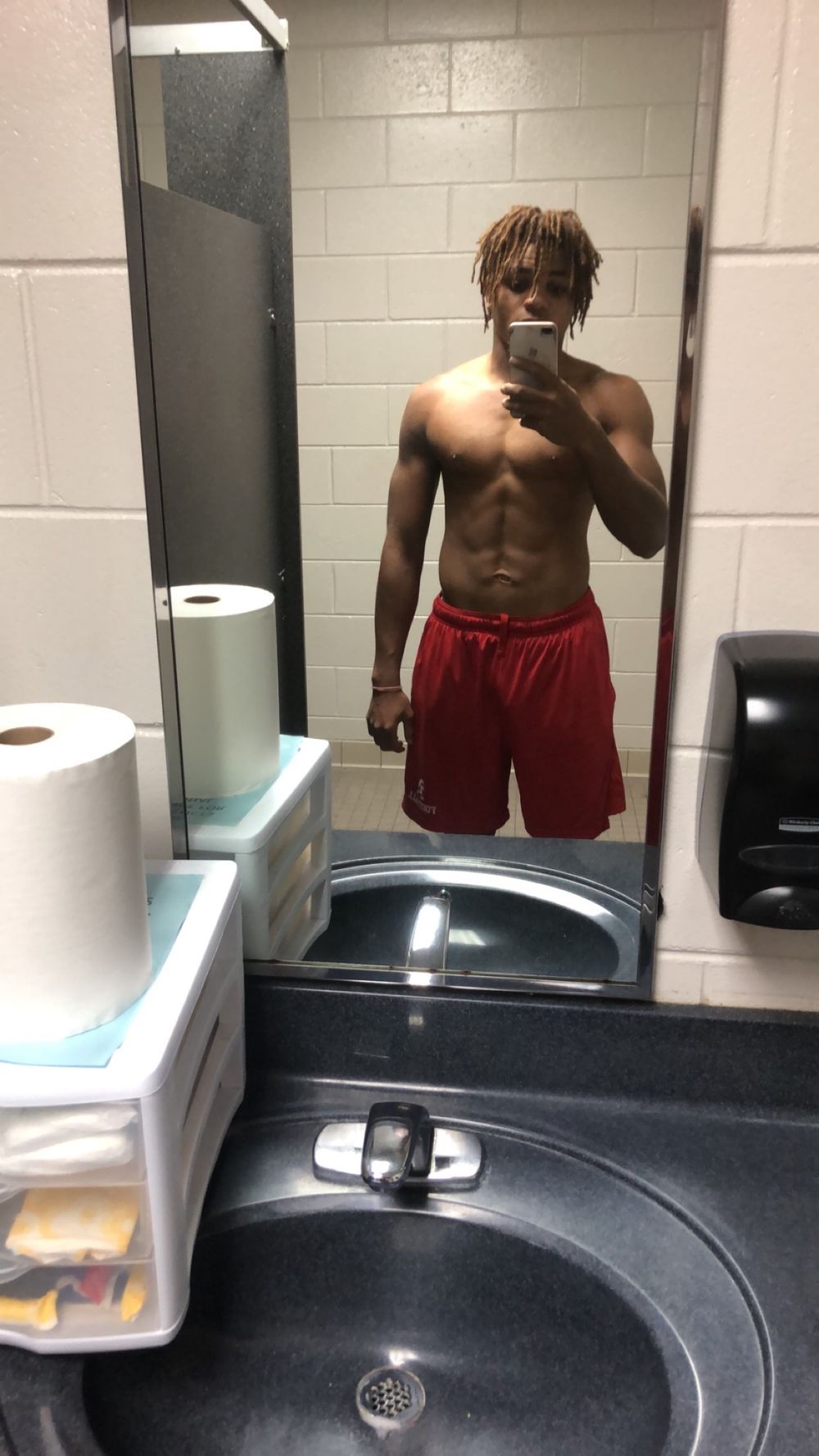 sexyaaroncutie OnlyFans profile picture