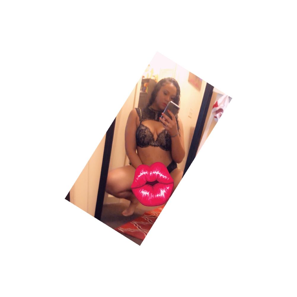 femarieexclusive OnlyFans profile picture